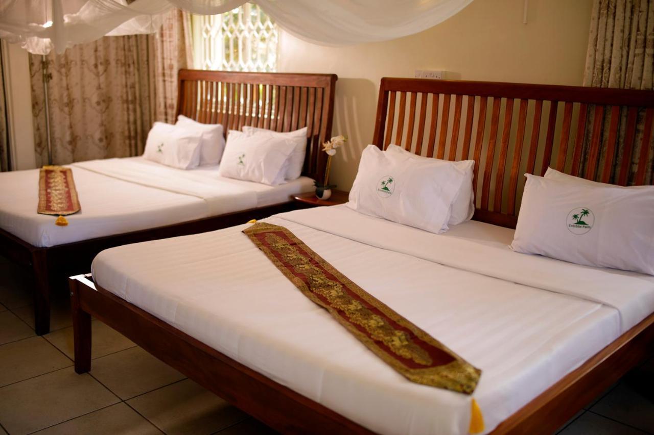 Entebbe Palm Hotel Eksteriør billede