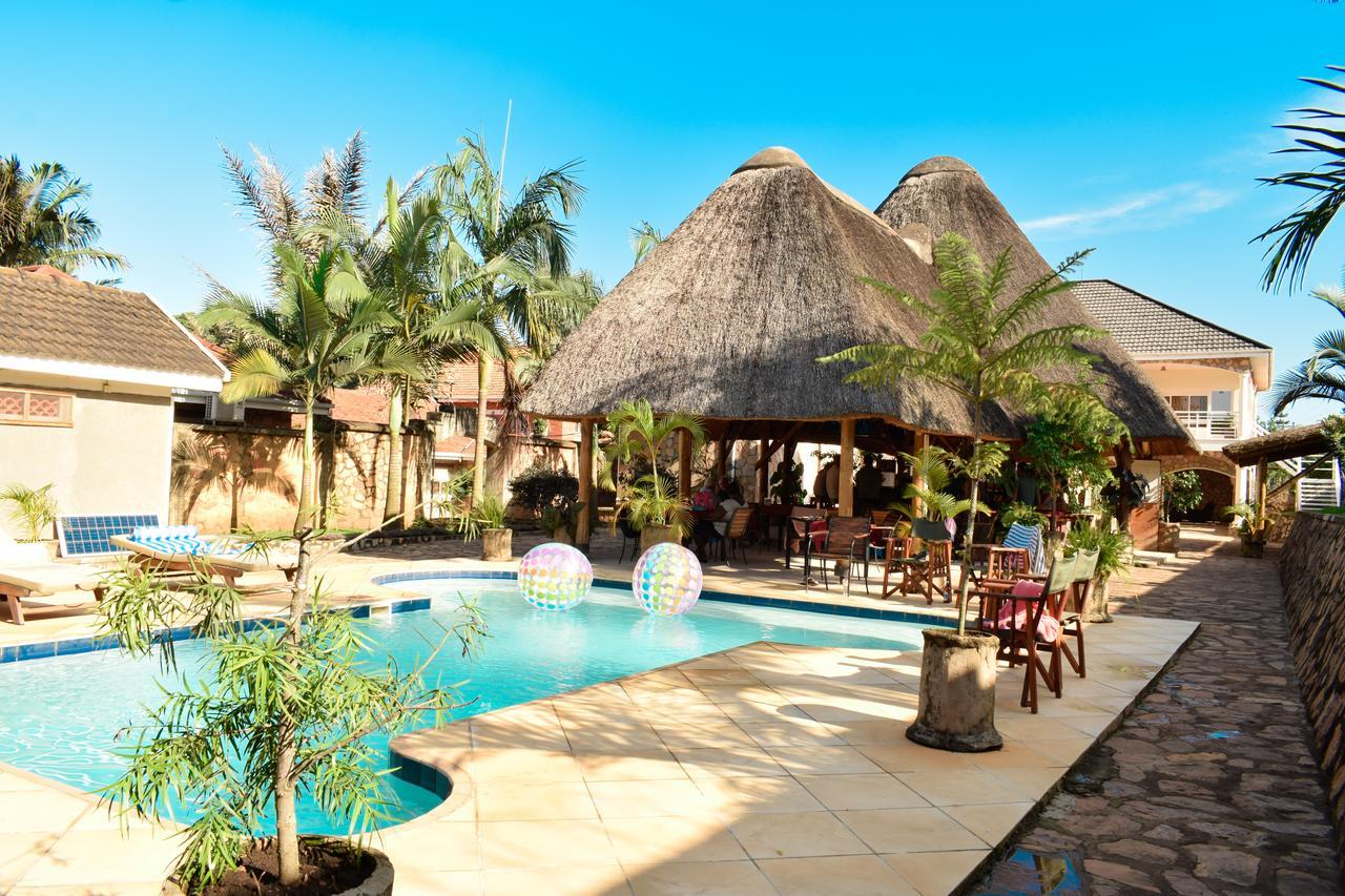 Entebbe Palm Hotel Eksteriør billede